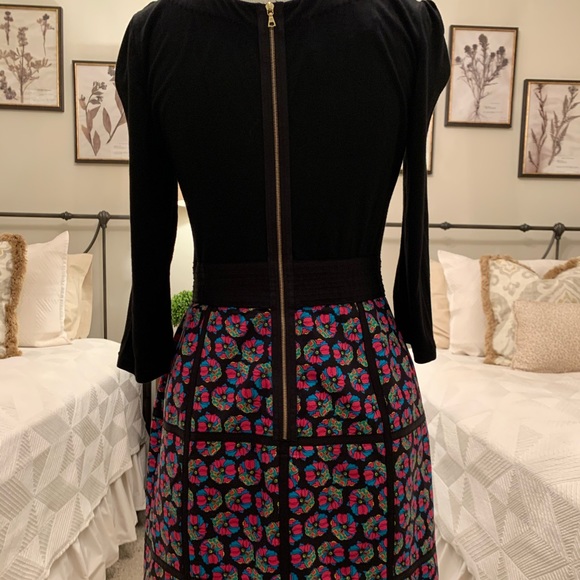 Phoebe Couture Dress - Picture 5 of 7